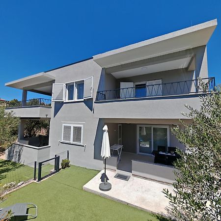 Olive Tree Apartment Zecevo روغوزنيكا المظهر الخارجي الصورة